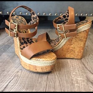 Jessica Simpson wedges