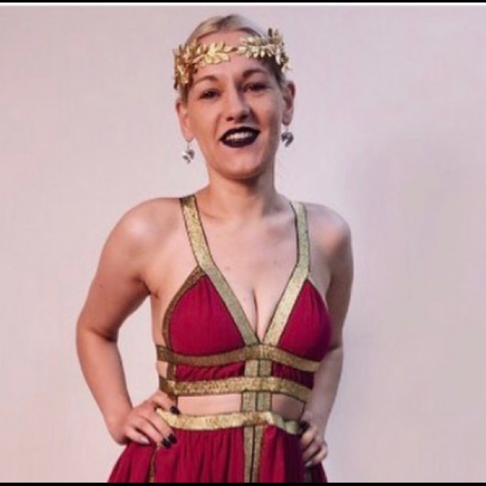 LAST ONE! Weekend Special Roman Crown Headband - Picture 2 of 2