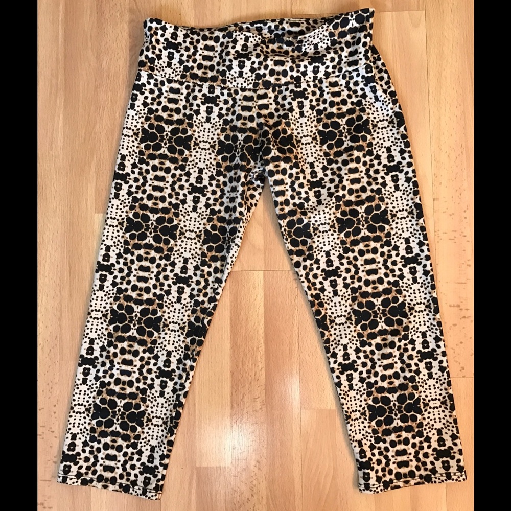 Onzie Print Capris