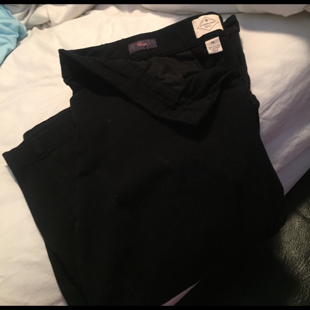 Black capri pants st Johns bay worn a few times