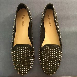 Zigi Soho Sz 9 black studded flats