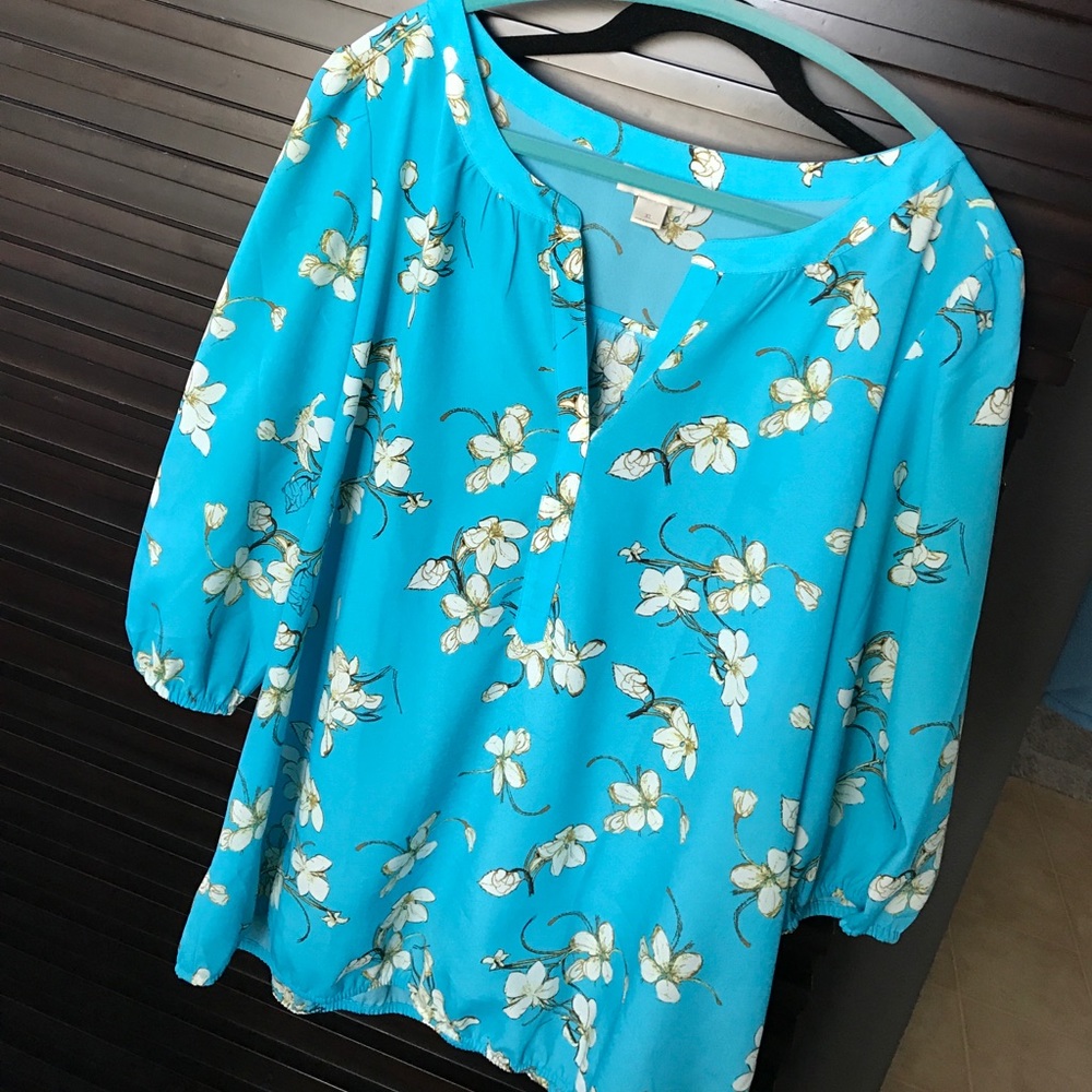 Pretty Ann Taylor Top 🌼 3/4 length sleeves, XL