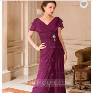 Beautiful Mother of the Bride Gown