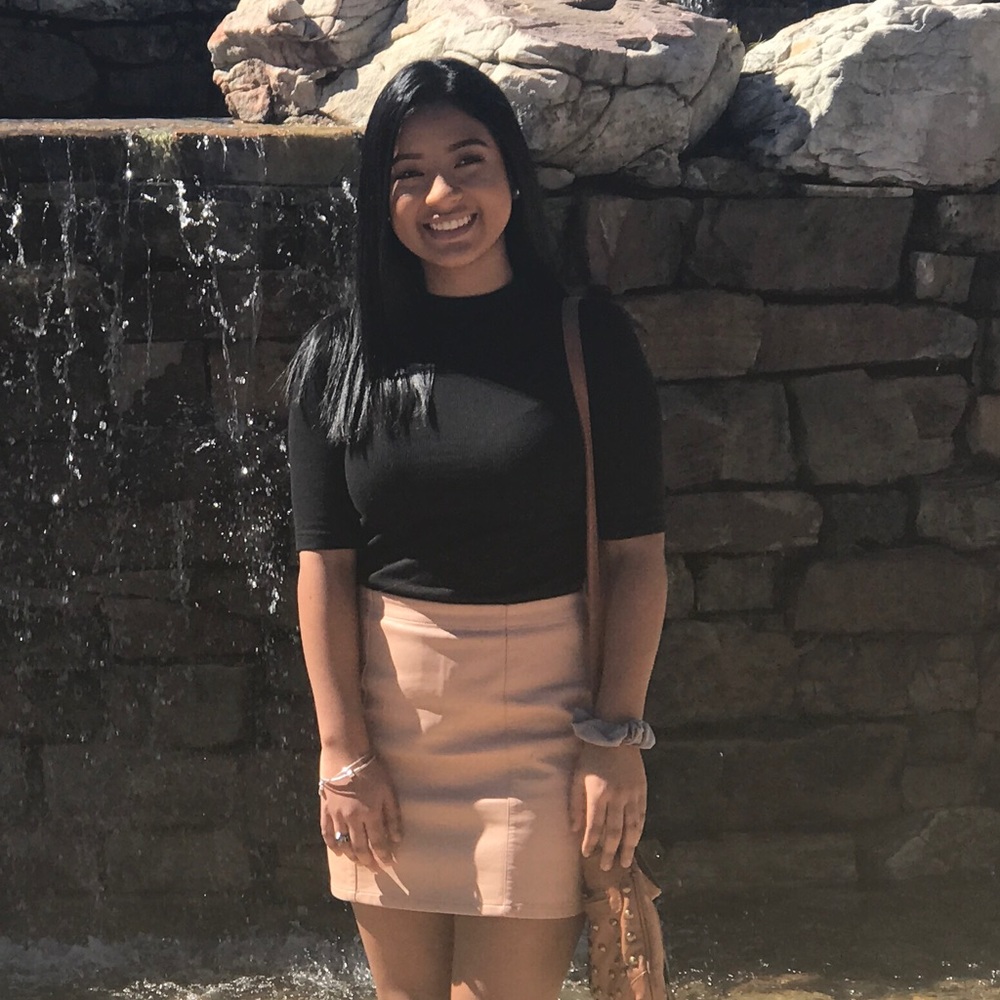 Meet your Posher, Ivana