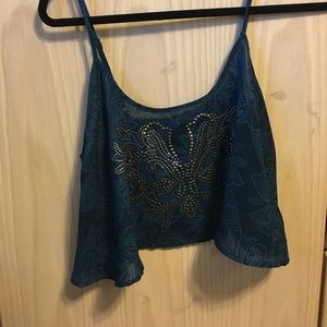 Ecoté green design with gold accents