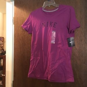 Fuchsia Nike t-shirt, new, size L