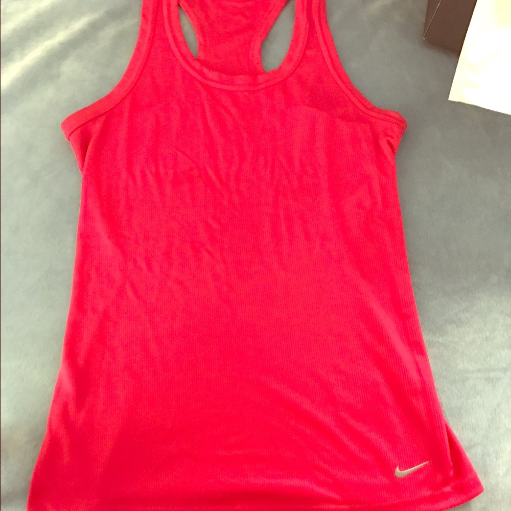 Women Nike dri fit tank top Size M