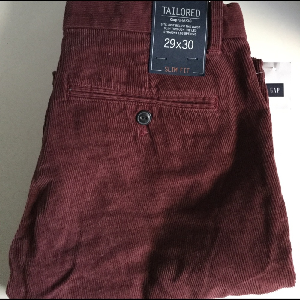 Gap Tailored Slim Fit Khakis (maroon)