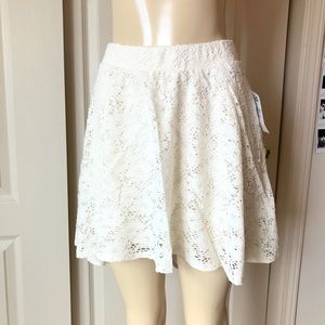 🌷Lace Skirt🌷