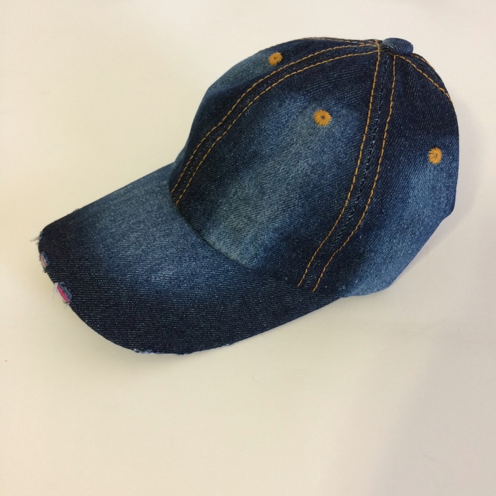 💙Distressed Denim Hat💙