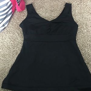 Marika active wear miracle shape top