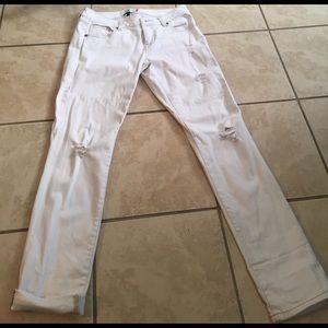 Cabi slim boyfriend deconstructed jean