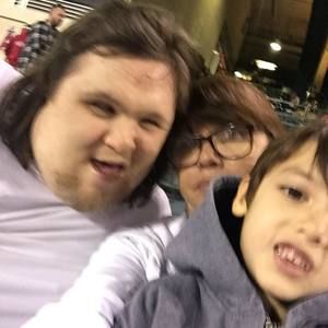 Meet your Posher, Robin