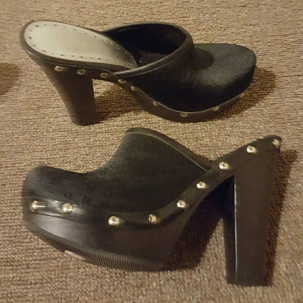 Black heels