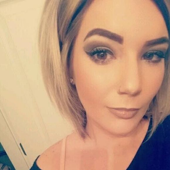 Meet your Posher, Melissa - Picture 1 of 1