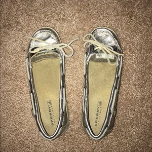 Silver Sperry Top-sliders