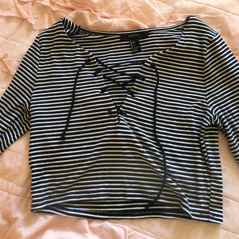 Lace up stripped crop top