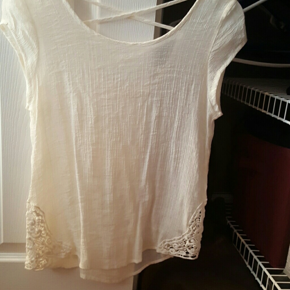 Women's off white blouse