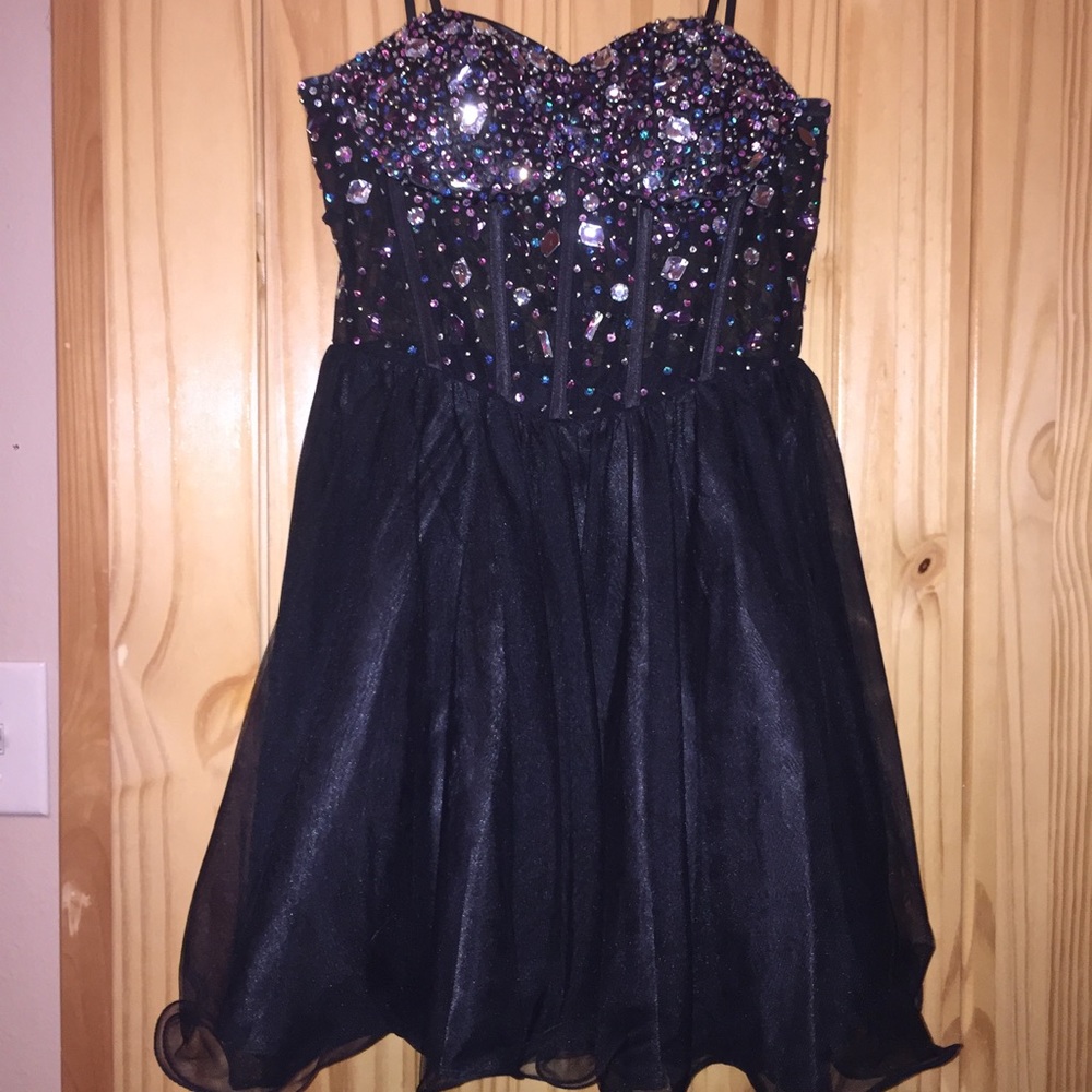Short black prom/homecoming dress
