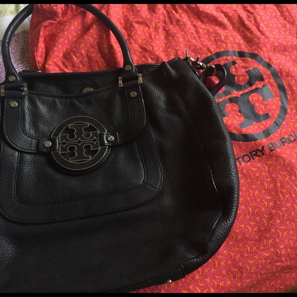 Tory Burch Handbags - Tory Burch Amanda
