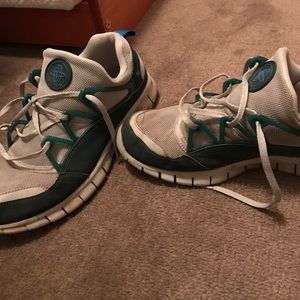 Retro Nike free hurache light