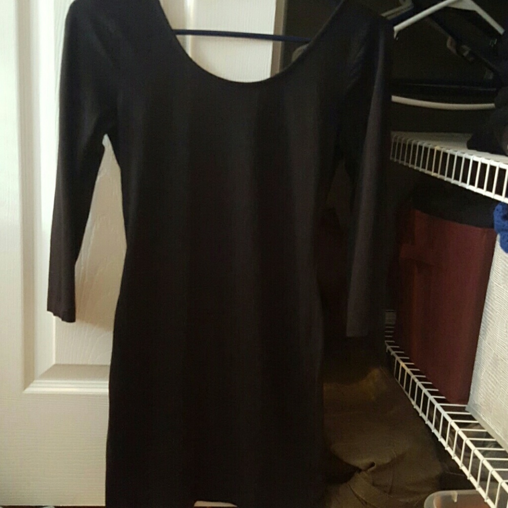 Black 3/4 sleeve shirt dress