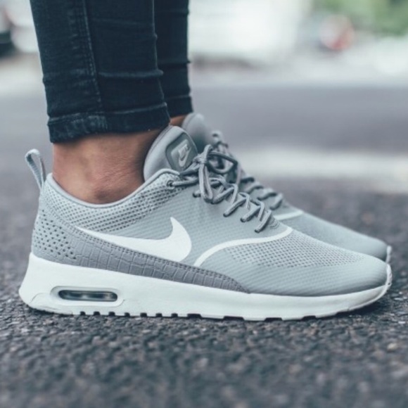 NWT Nike Thea - Picture 8 of 8