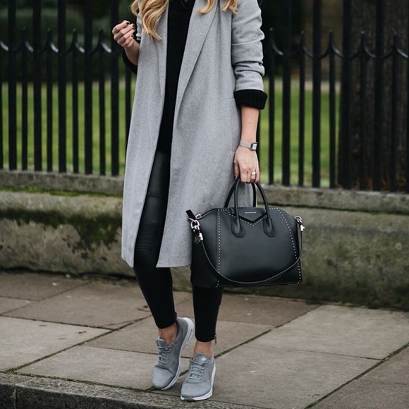 NWT Nike Thea - Picture 4 of 8