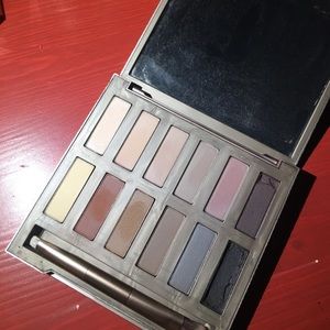 Urban Decay Naked ultimate basics palette