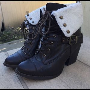 Brown "Sherpa" lining boots