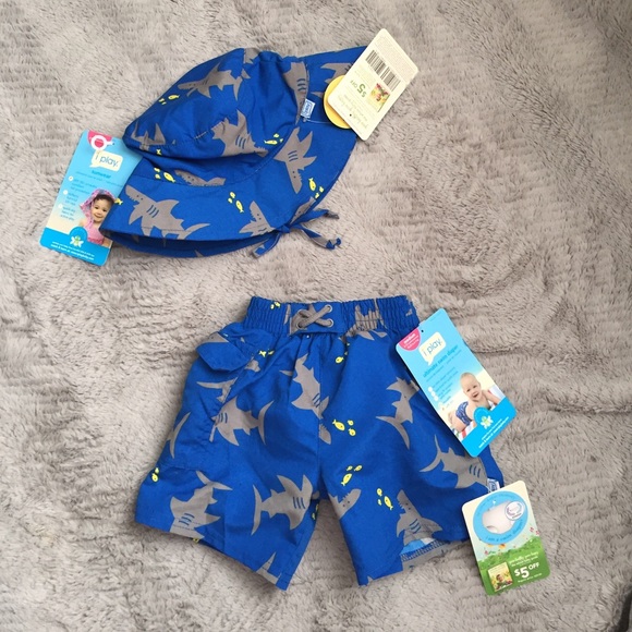 πHP 4/9π NEW Shark Swim Trunks and Hat - Picture 1 of 2