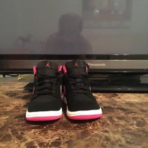 Toddler girls Jordan high top shoes