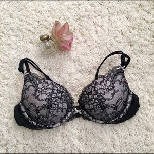 ~SALE~ Victoria's Secret Very Sexy Black Lace Bra