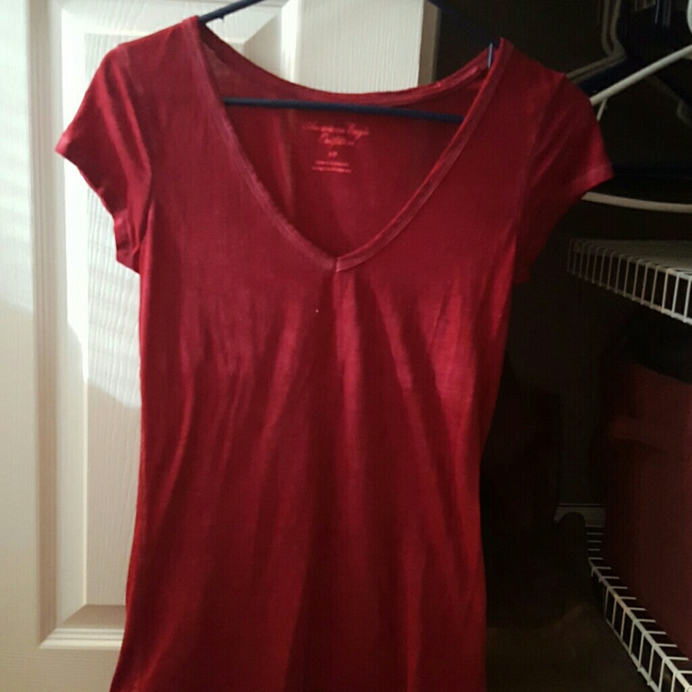 AEO v-neck T