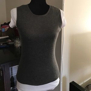Grey vest with pink stitching
