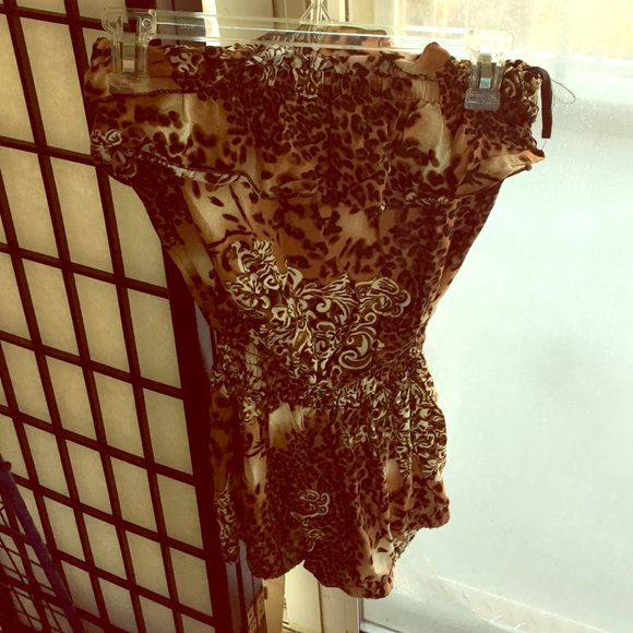 ⚡️Cheetah Romper⚡️ - Picture 2 of 2