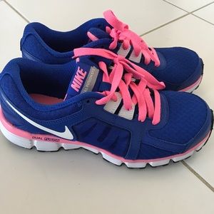 Women's nikes