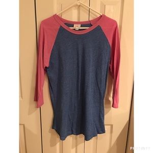 LulaRoe Randy Tee