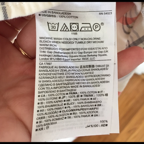 Banana Republic Button Down Shirt - Picture 3 of 4