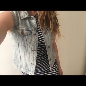 Madewell light wash denim vest