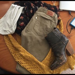 Levi's 710 Super Skinny