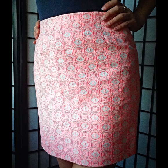GAP Dresses & Skirts - Hot Pink Jacquard Skirt π GAP Dresses & Skirts - Hot Pink Jacquard Skirt π