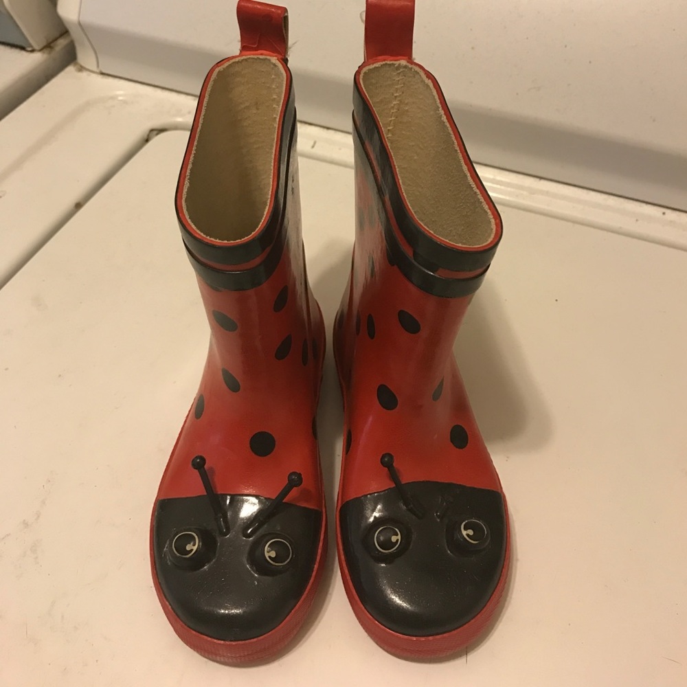 Lady bug raining boots!!