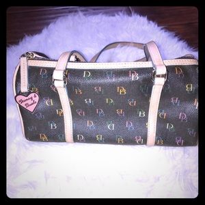 Dooney and Bourke black barrel bag purse