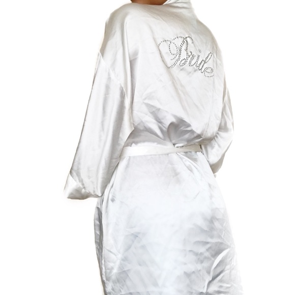 • Victoria's Secret • Satin Kimono Robe - Picture 3 of 6