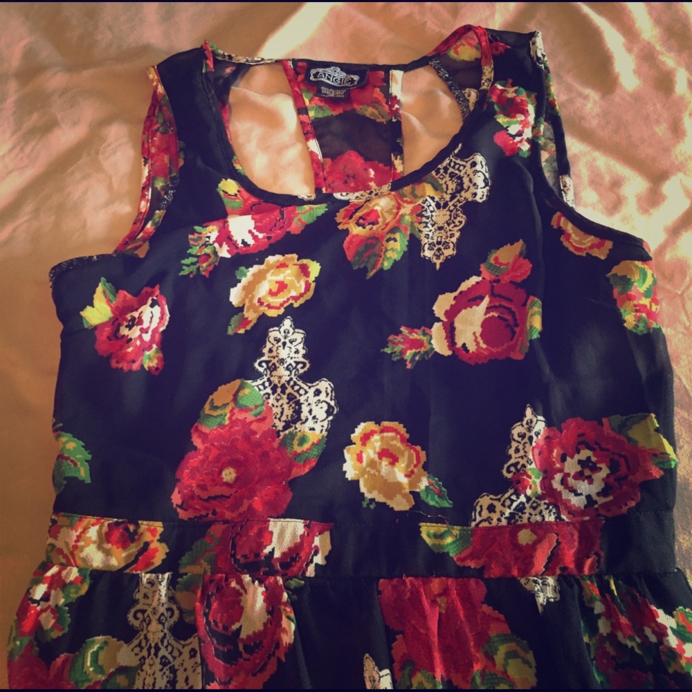 Floral dress - Picture 2 of 4