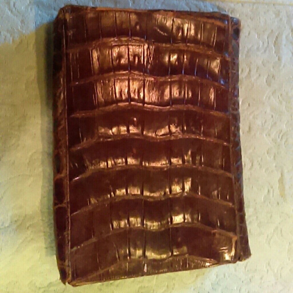 Vintage clutch...This clutch was my grandmother's. - Picture 2 of 7