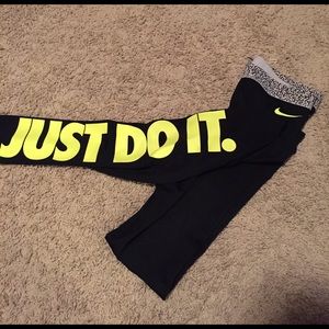 Nike leggings