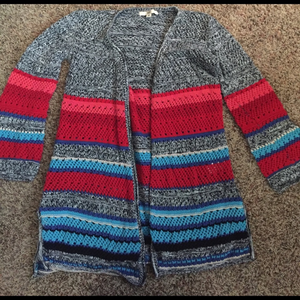 beautiful tunic sweater!