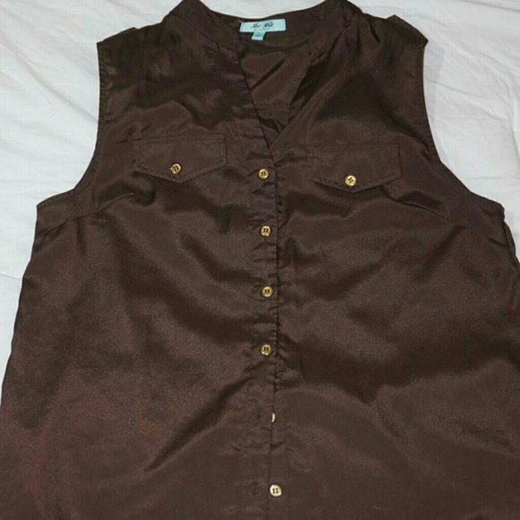 Top - Picture 2 of 2